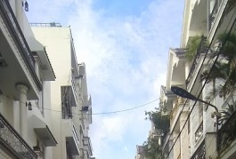 Nhà Khu Phân Lô Nguyễn Ảnh Thủ, 60m2 Xây 3 Tầng Cốt Thép, Giá Rẻ Chỉ 5.4 Tỷ.
